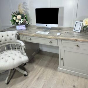 7ft Shaker Desk with Captains Distressed 2